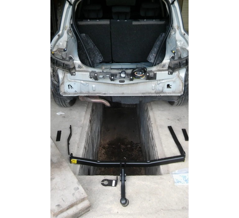 Hak holowniczy Renault Megane II STEINHOF R-108